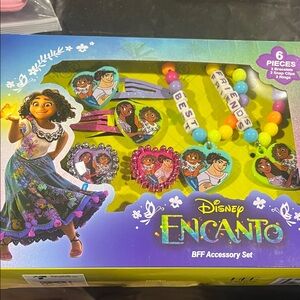 Encanto accessory